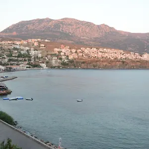 3* Oda ve Kahvaltı Reyhan